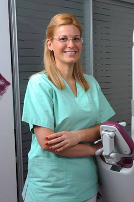 Dr. Ana Matković 